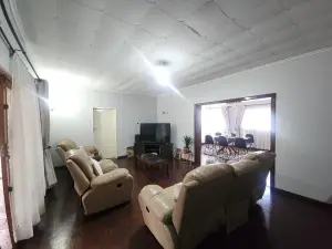 4 Bedroom House to Rent in Greendale