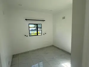 3 Bedroom Cottage/Garden Flat to Rent in Greendale