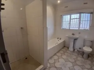 4 Bedroom House to Rent in Mount Pleasant