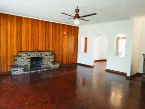 4 Bedroom House to Rent in Mount Pleasant