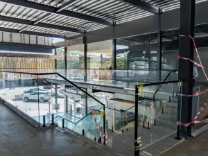 Retail/Shop to Rent in Borrowdale