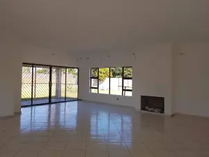 3 Bedroom House to Rent in Bluff Hill