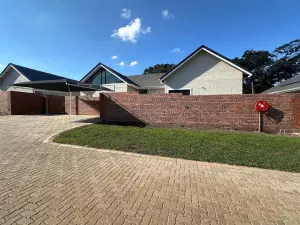 Townhouse/Cluster to Rent in Greendale