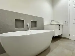 Townhouse/Cluster to Rent in Greendale