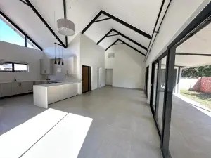 Townhouse/Cluster to Rent in Greendale