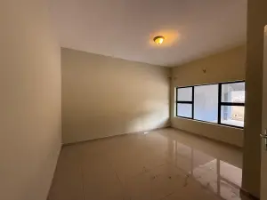 4 Bedroom House to Rent in Greystone Park