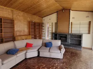 4 Bedroom House to Rent in Greystone Park