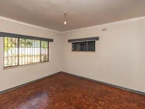 Office to Rent in Highlands