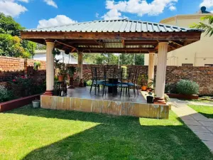 Flat/Apartment to Rent in Emerald Hill