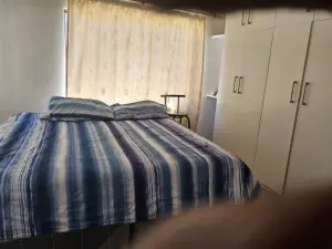 2 Bedroom House to Rent in Hatfield
