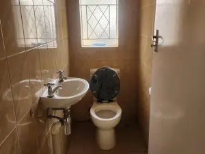 4 Bedroom House to Rent in Greendale