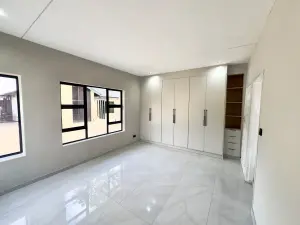 Townhouse/Cluster to Rent in Avondale