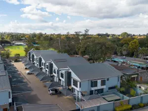 Townhouse/Cluster to Rent in Avondale