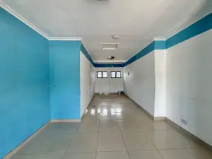 Retail/Shop to Rent in Gunhill