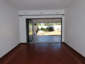 2 Bedroom Cottage/Garden Flat to Rent in Greystone Park