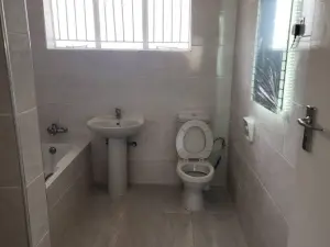 3 Bedroom House to Rent in Chisipite