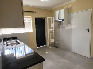 3 Bedroom House to Rent in Chisipite