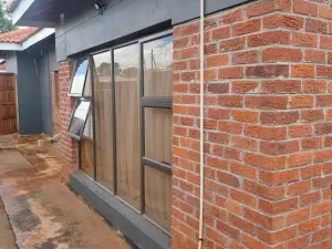 4 Bedroom House to Rent in Cranborne