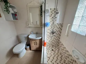 Flat/Apartment to Rent in Avondale
