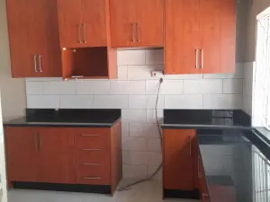 3 Bedroom House to Rent in Greendale