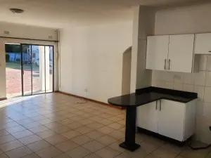 Townhouse/Cluster to Rent in Greendale