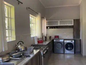 3 Bedroom House to Rent in Borrowdale