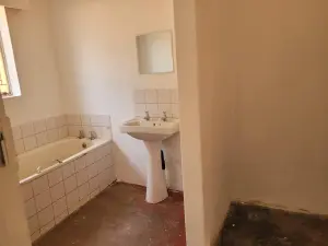 4 Bedroom House to Rent in Westgate