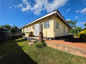 3 Bedroom Cottage/Garden Flat to Rent in Greendale North