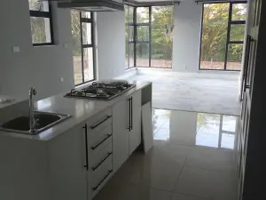 Townhouse/Cluster to Rent in Glen Lorne