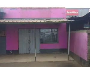 Retail/Shop to Rent in Highfield
