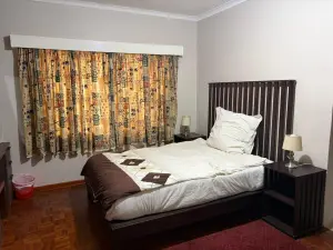 3 Bedroom Cottage/Garden Flat to Rent in Helensvale