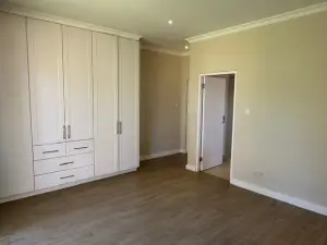 Townhouse/Cluster to Rent in Newlands