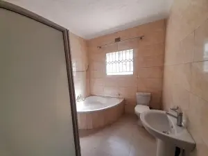 3 Bedroom Cottage/Garden Flat to Rent in Quinnington