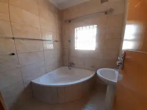 3 Bedroom Cottage/Garden Flat to Rent in Quinnington