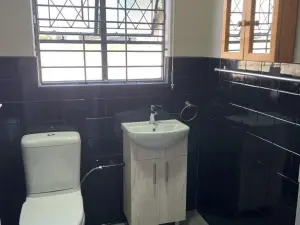 Office to Rent in Highlands