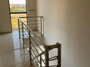3 Bedroom House to Rent in Rainham