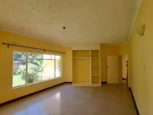 5 Bedroom House to Rent in Borrowdale West