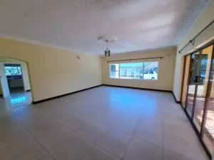 5 Bedroom House to Rent in Borrowdale West
