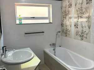 3 Bedroom Cottage/Garden Flat to Rent in Helensvale