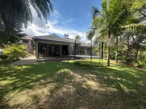 6 Bedroom House to Rent in Glen Lorne