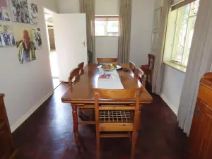 3 Bedroom House to Rent in Upper Hillside