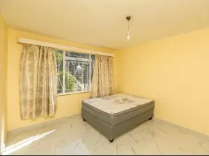 Flat/Apartment to Rent in Waterfalls