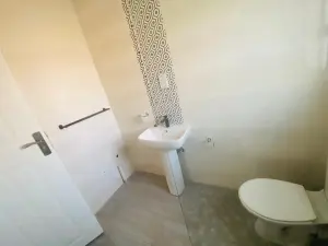 3 Bedroom House to Rent in Rainham