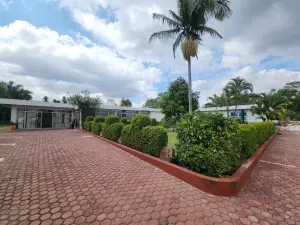 Office to Rent in Gunhill