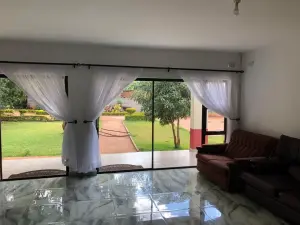 1 Bedroom Cottage/Garden Flat to Rent in Highlands