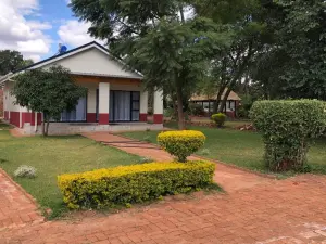 1 Bedroom Cottage/Garden Flat to Rent in Highlands