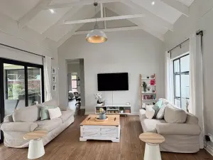 Townhouse/Cluster to Rent in Mount Pleasant