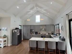 Townhouse/Cluster to Rent in Mount Pleasant