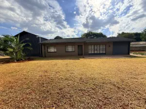 Office to Rent in Highlands