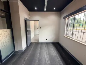 Office to Rent in Highlands